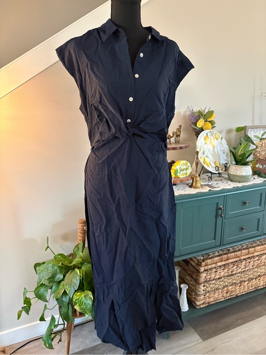 Old Navy Dresses & Skirts - Old Navy Navy Twist-Front Maxi Dress